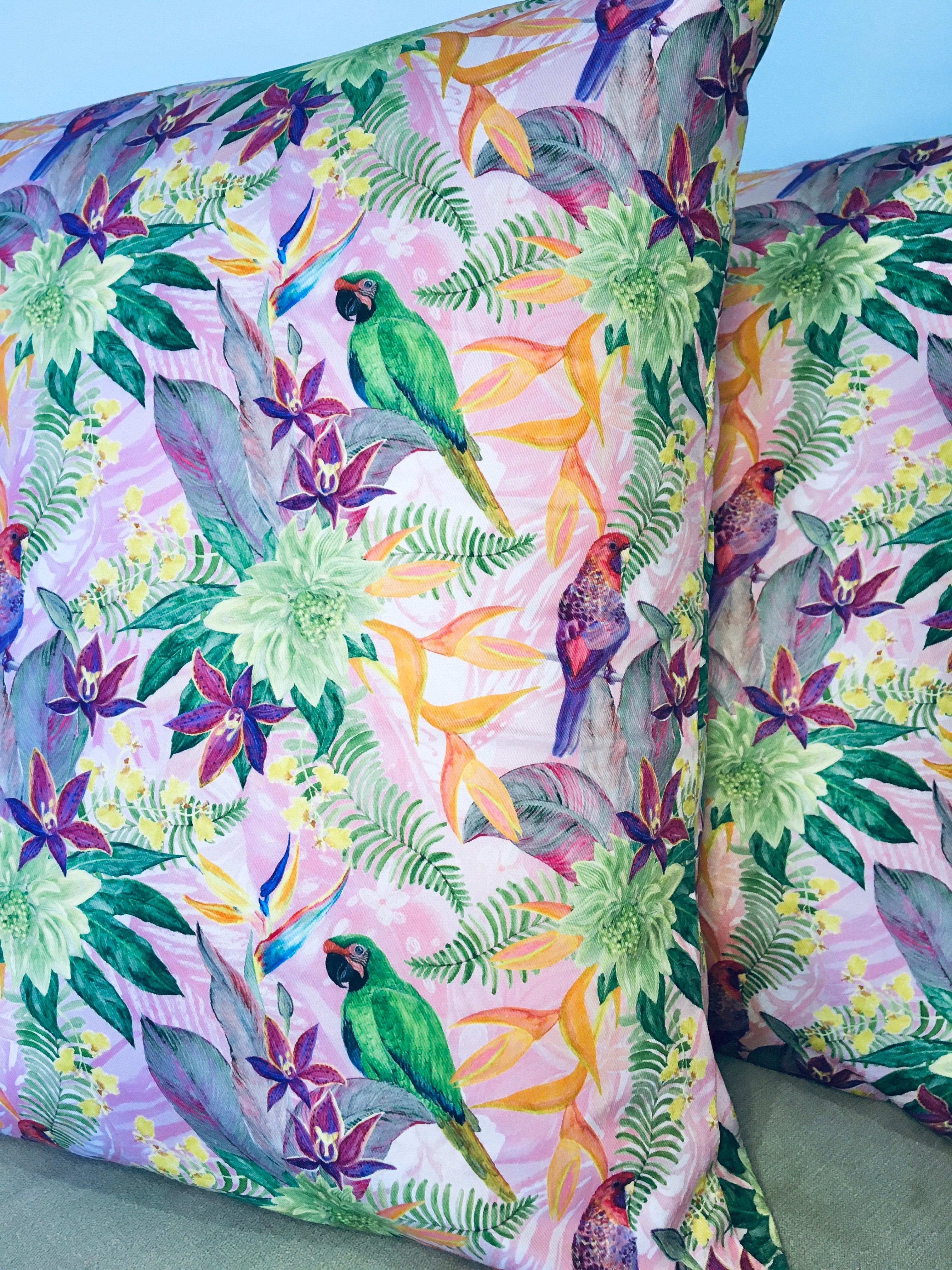 Deluxe Cushion Cover - Paradise