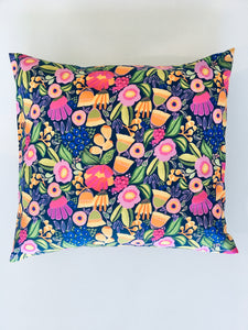 Deluxe Cushion Cover - In Full Bloom